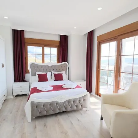 Ceylin Villa *